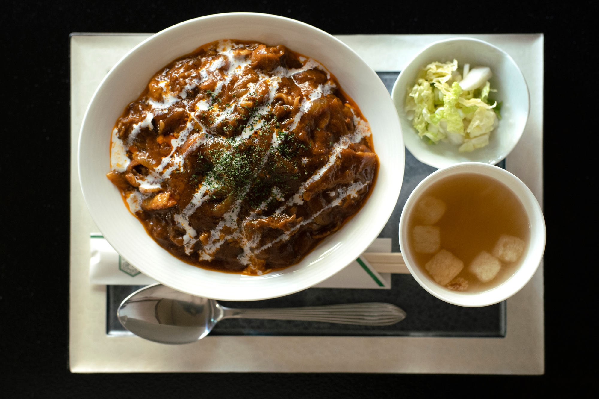 園林特製ハヤシライス極丼（きわみどん）　※スープ漬物付き